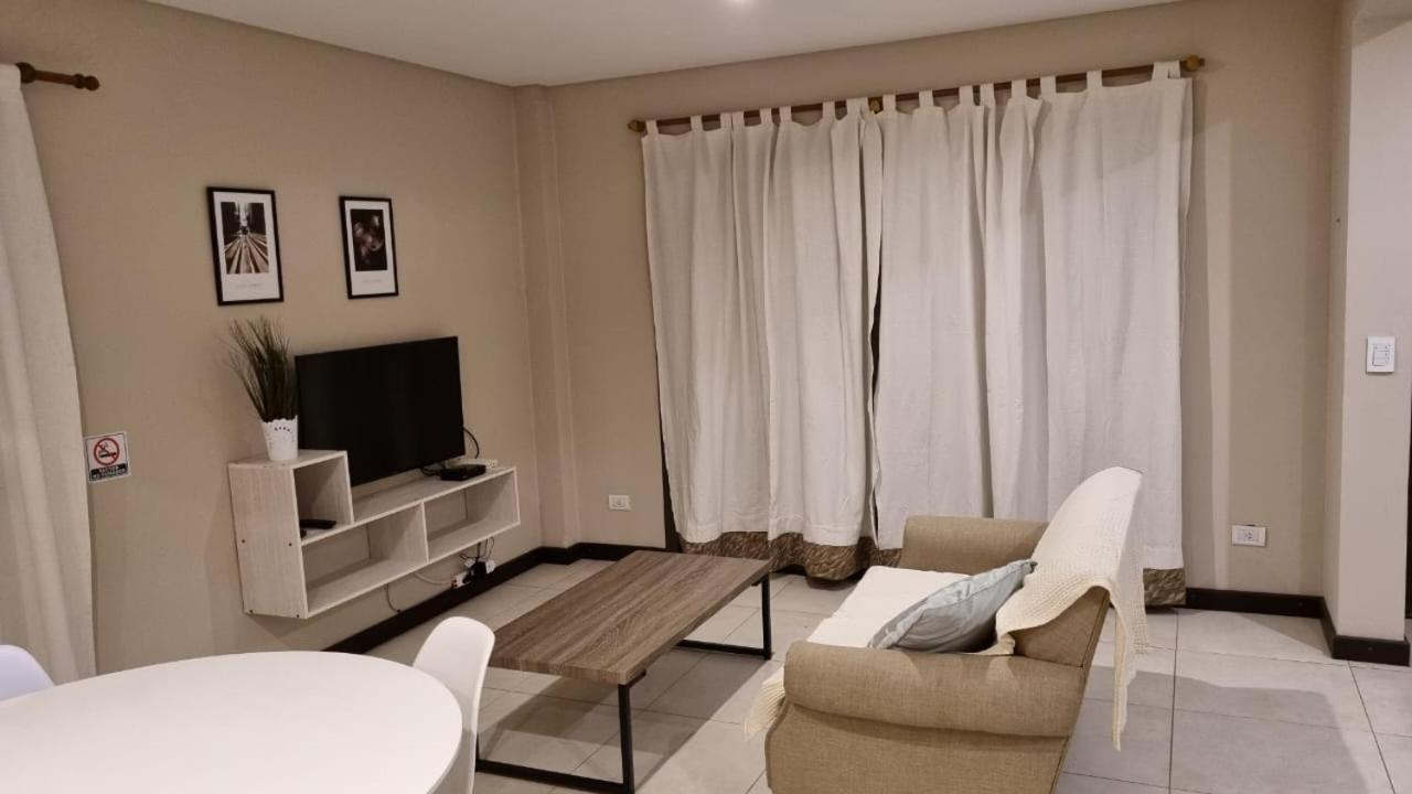 Departamento En Complejo Las Lilas Mendoza Appartement Buitenkant foto