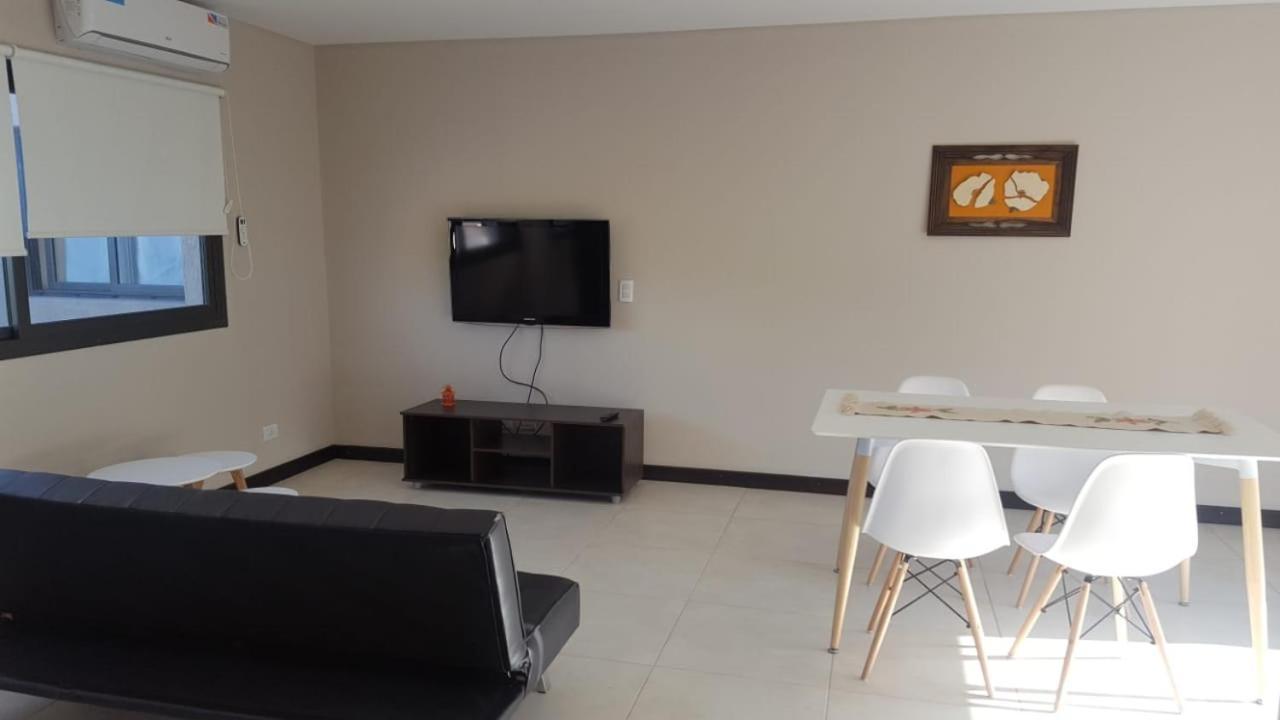 Departamento En Complejo Las Lilas Mendoza Appartement Buitenkant foto