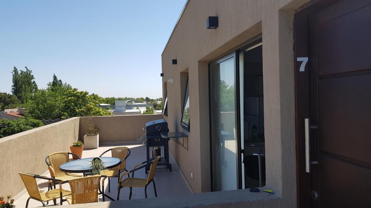 Departamento En Complejo Las Lilas Mendoza Appartement Buitenkant foto